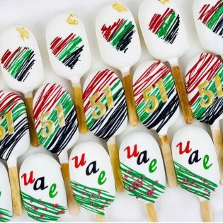 UAE National Day Cakesickles ( per piece) UAE National Day Cakesickles ( per piece)