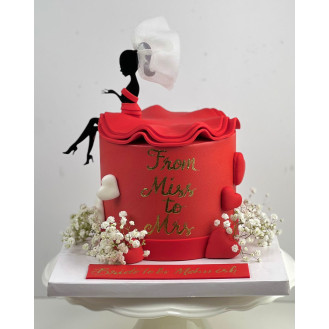 From Miss to Mrs Red Buttercream Cake From Miss to Mrs Red Buttercream Cake