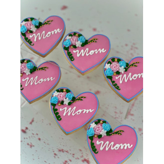 Moms heart-shaped Cookies ( per piece) Moms heart-shaped Cookies ( per piece)