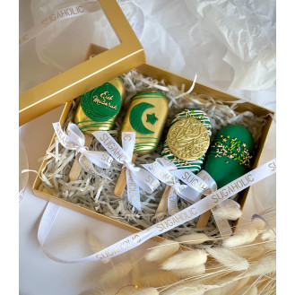 Gold and Emerald Green Ramadan Cakesickles  (Set of 4) Gold and Emerald Green Ramadan Cakesickles  (Set of 4)
