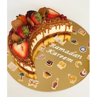 Ramadan Kareem Moon Shape Cheesecake Ramadan Kareem Moon Shape Cheesecake