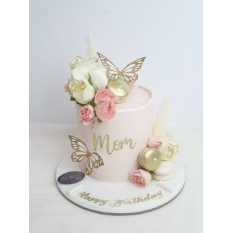 Mum Butterfly Cake  with flowers and macarons Mum Butterfly Cake  with flowers and macarons