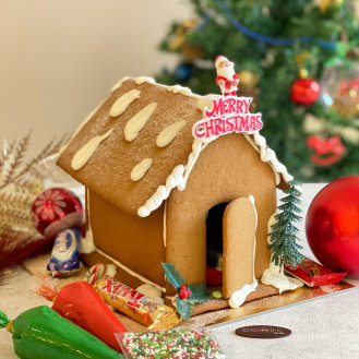 Ginger Bread Candy House  Ginger Bread Candy House