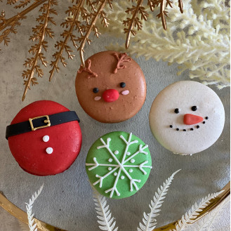 Christmas Macaroons (Set of 4) Christmas Macaroons (Set of 4)