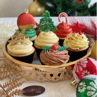 Christmas Cupcakes (Set of 6) Christmas Cupcakes (Set of 6)