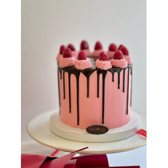Valentine Oh-My Love Pink Dripping Buttercream Cake Valentine Oh-My Love Pink Dripping Buttercream Cake