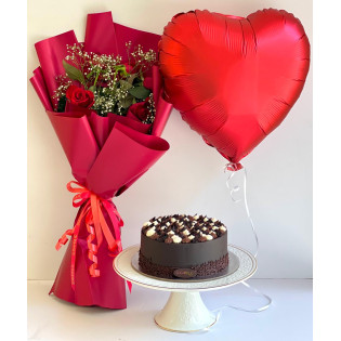 Valentines Combo with Nutella Chocolate Cake Valentines Combo with Nutella Chocolate Cake