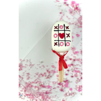 XOXO White Cakesickle XOXO White Cakesickle